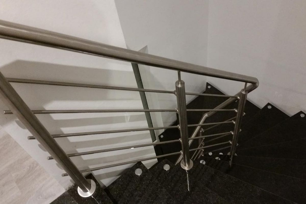 Treppengeländer aus Metall Innenbau