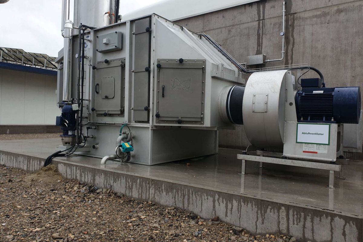 Hoffmann Metallbau aus Ahlhorn - Abluftanlage Motor 