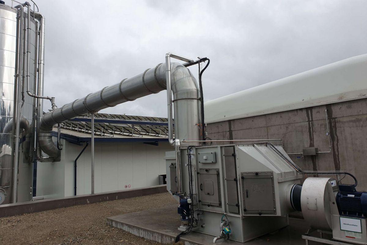 Hoffmann Metallbau aus Ahlhorn - Abluftrohre Konstruktion