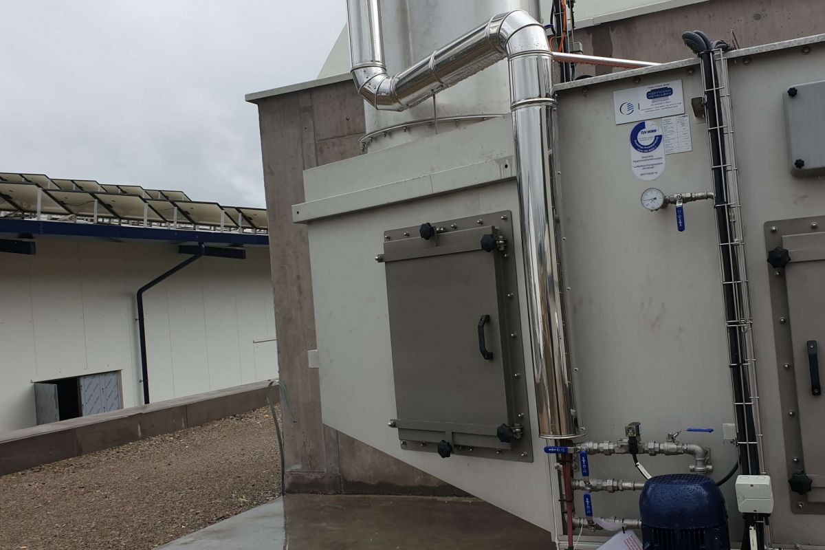 Hoffmann Metallbau aus Ahlhorn - Steuergerät Abluftanlage 