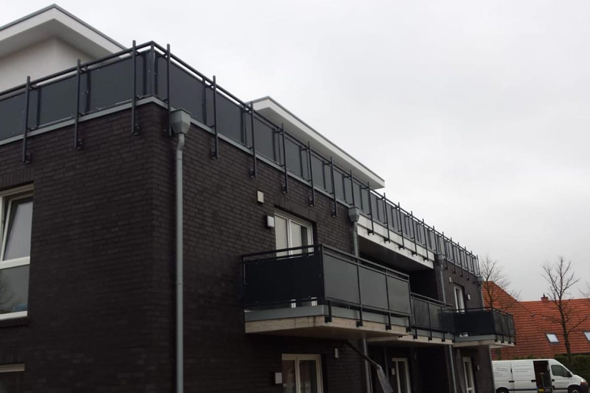 Terassengeländer aus Metall - Hoffmann Metallbau aus Ahlhorn