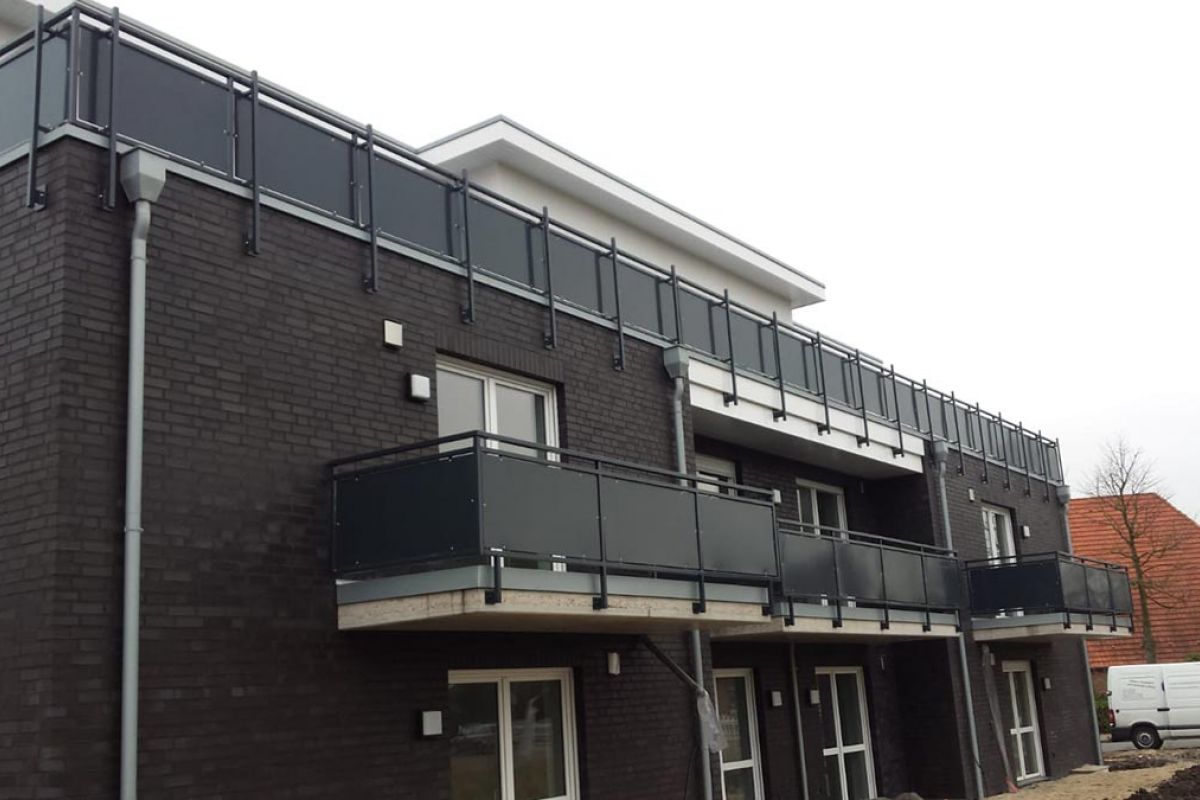 Hoffmann Metallbau aus Ahlhorn - Terassengeländer aus Metall