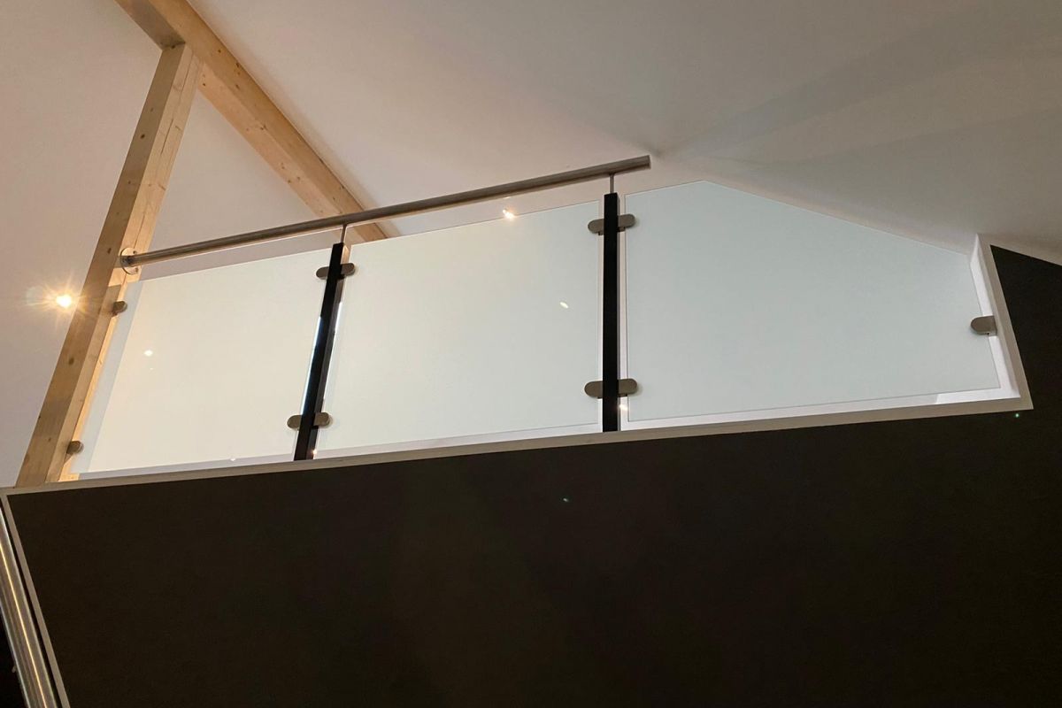 Metalltreppe am Haus - Hoffmann Metallbau