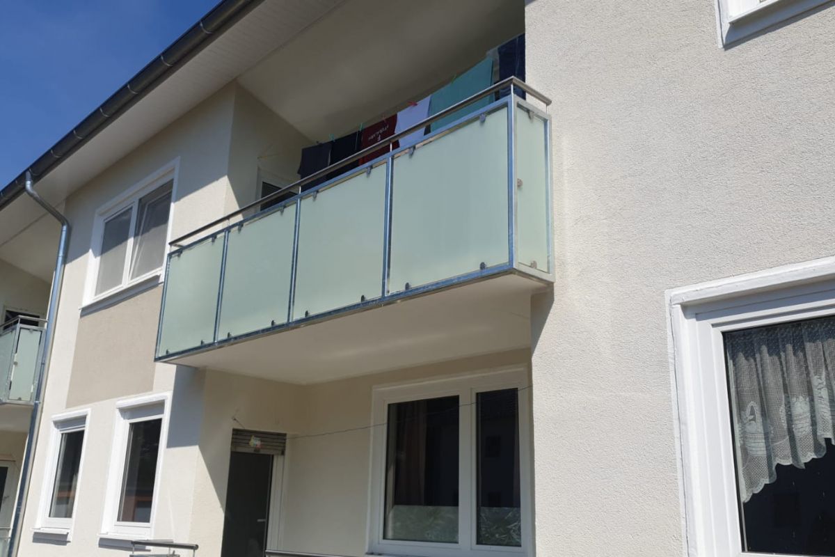 Metalltreppe am Haus - Hoffmann Metallbau